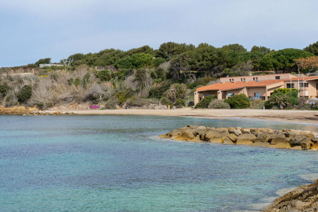 Plage des roches brunes - site ville de Six Fours-les-Plages